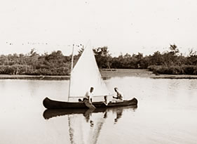 sailing canoe